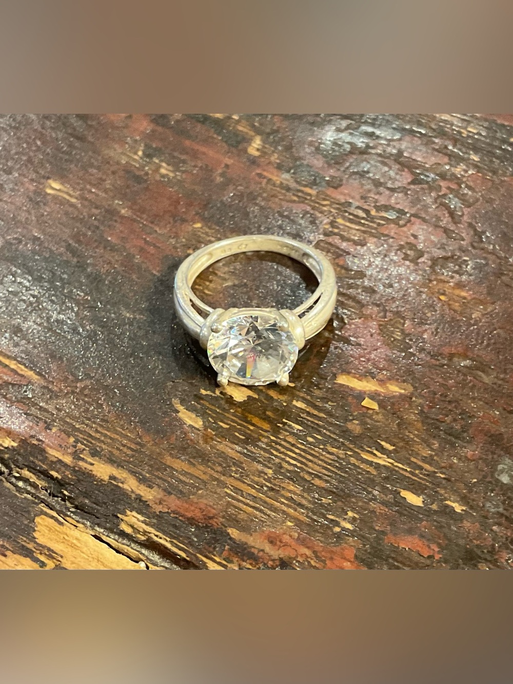 Sterling Silver Classic Solitaire Round-CZ Stone Ring